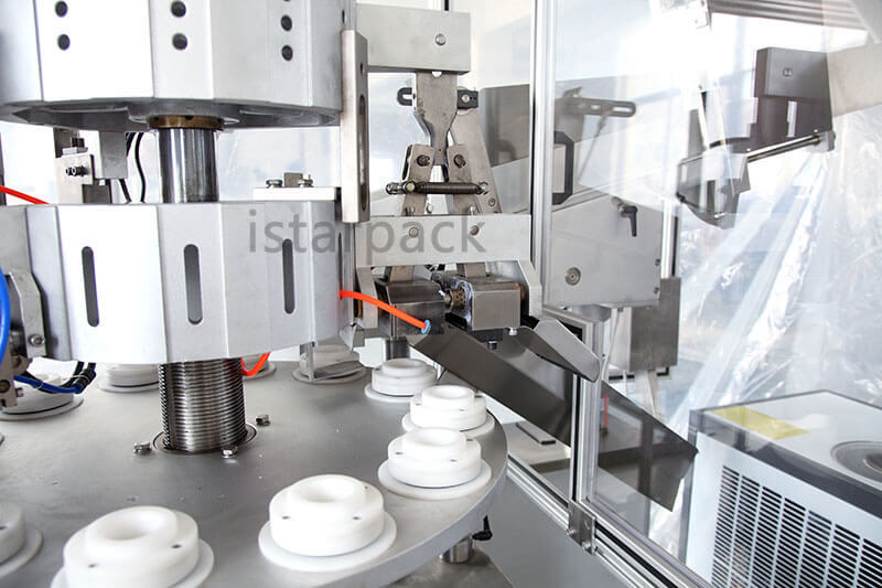 Plastic Tube Filling and Sealing Machine TFS-60A Tube Trimming